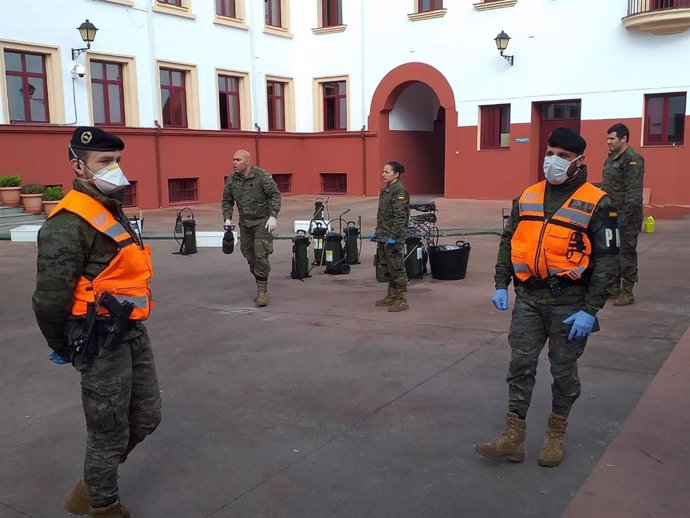 Militares de la Brigada Extremadura XI en tareas contra el coronavirus