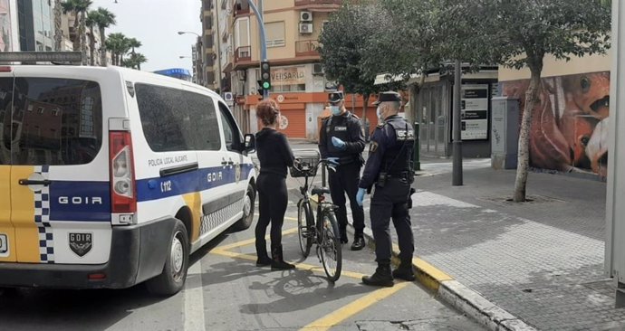 Policía en Alicante