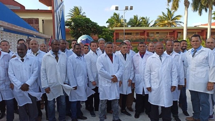 Brigada de metges i infermers cubans enviats a Lombardía, Itlia, per combatre el coronavirus