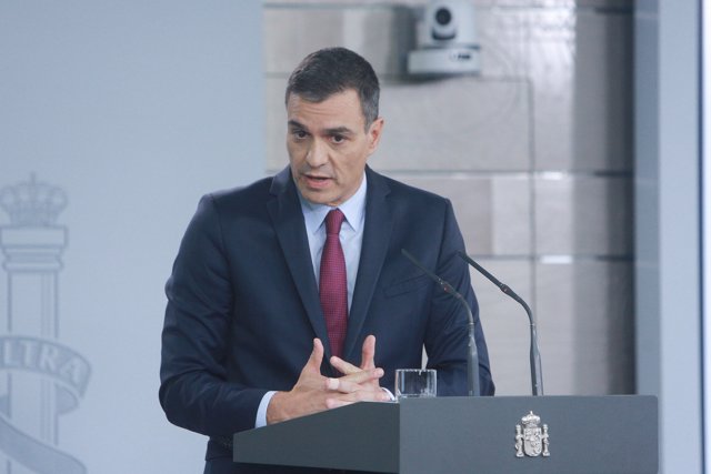 Foto de archivo del presidente del Gobierno, Pedro Sánchez, dando una comparecencia en la Moncloa el 16 de octubre de 2019