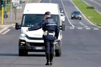 Italia prohíbe los desplazamientos no justificados para evitar el contagio