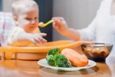 Foto: Beneficios del BLW o alimentación autorregulada por el bebé: Por qué sí dejarles comer solos