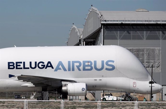 Avión Beluga de Airbus en la sede de la empresa en Getafe, en Madrid (España) a 21 de febrero de 2020.