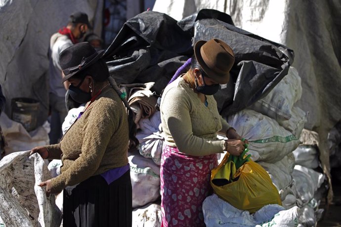 Coronavirus.- Quito restringe la entrada a sus mercados en función del número de