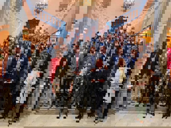 Miembros del colectivo de arte sacro en una imagen de archivo