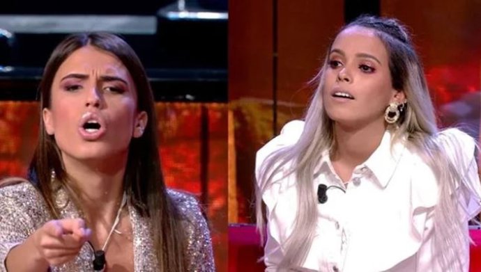 Sofía Suescun y Gloria Camila en el plató de Supervivientes