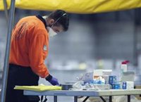 Director de la Agencia de Seguridad pide que llegue ya material: "No podemos permitir más bajas sanitarias"