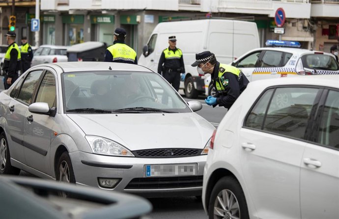 Controles en Huelva con motivo del estado de alarma.