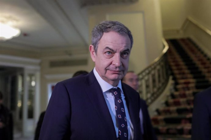 El expresidente del Gobierno José Luis Rodríguez Zapatero a su llegada al desayuno informativo organizado por Nueva Economía Forum en el Hotel Westin Palace, Madrid (España), a 9 de marzo de 2020.