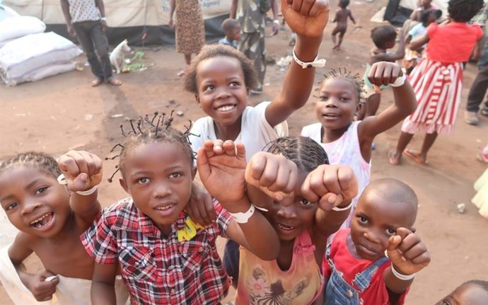 Campo de refugiados congoleño en Angola