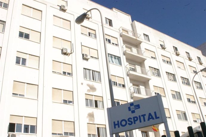 Vista exterior del Hospital de Ceuta, en una imagen de archivo