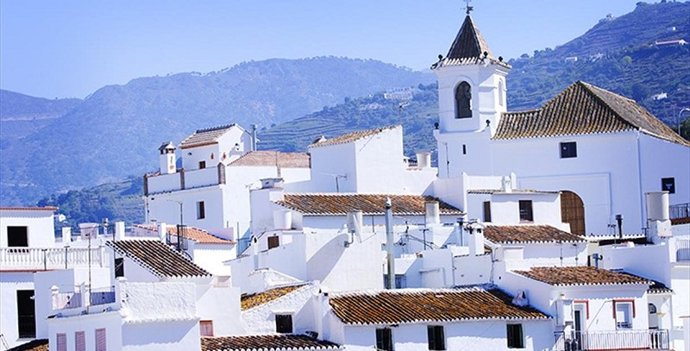Sayalonga, pueblo blanco de la provincia de Málaga con menos de 20.000 habitantes