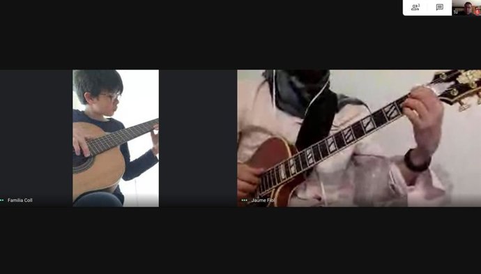 Clase virtual de la Escuela Municipal de Palma.