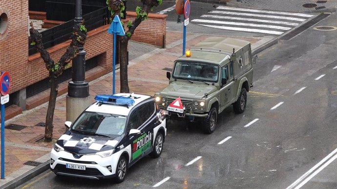 Las Fuerzas Armadas llegan a Molina de Segura para colaborar en la vigilancia y control de circulación de vehículos y personas y en las labores de desinfección de puntos sensibles para prevenir la expansión del COVID-19