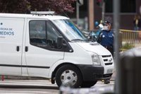 López ruega no grabar los féretros que lleguen al Palacio de Hielo al aportar las imágenes "muy poco"