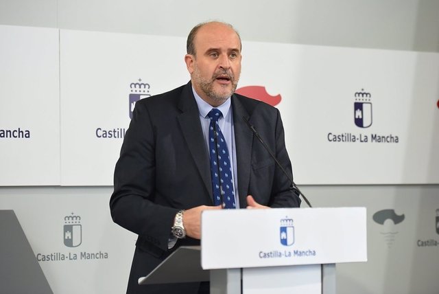 El vicepresidente de Castilla-La Mancha, José Luis Martínez Guijarro