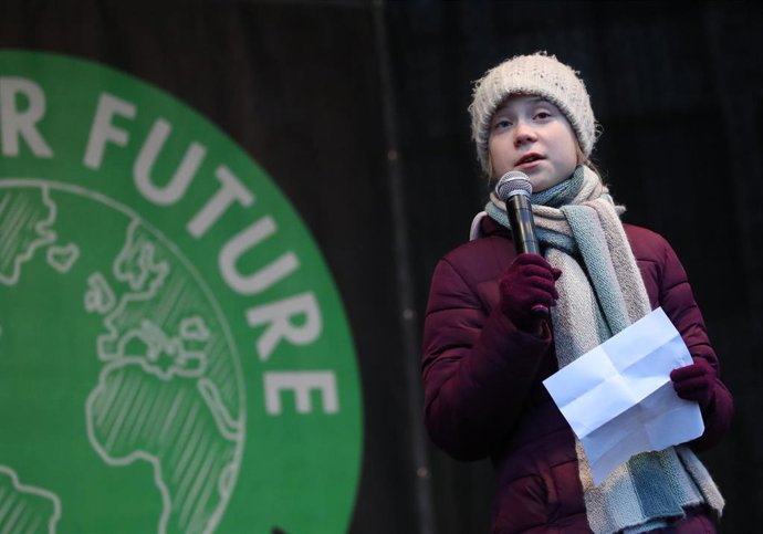 21 February 2020, Hamburg: Swedish climate activist Greta Thunberg speaks during a Fridays for Future protest calling for a better climate policy, two days before the state elections in Hamburg. Photo: Christian Charisius/dpa