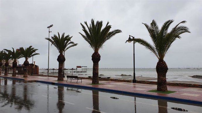 Temporal de lluvia en San Pedro del Pinatar, inundaciones, playa