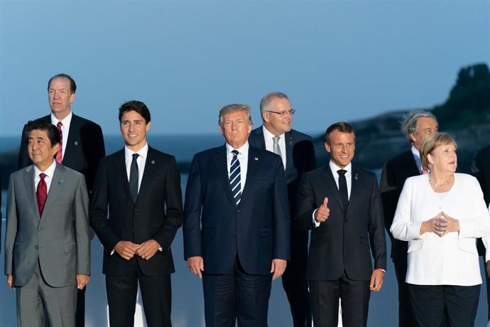August 25, 2019 - Biarritz, France: President Donald J. Trump joins the G7 Leadership and Extended G7 members as they pose for the family photo at the G7 Extended Partners Program Sunday evening, Aug. 25, 2019, at the Hotel du Palais Biarritz, site of