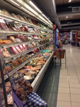 Supermercado, comida, bebida, estanterías