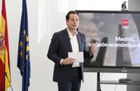 Aguado anuncia la contratación de 100 nuevos operadores para el 012