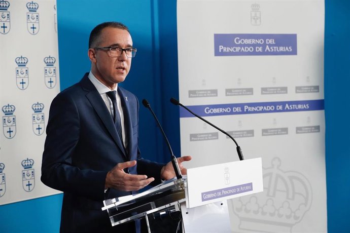 El consejero de Salud del Principado, Pablo Fernández Muñiz.