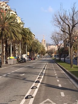 Calle Marina de Barcelona buida amb al Sagrada família durant el confinament pel  coronavirus