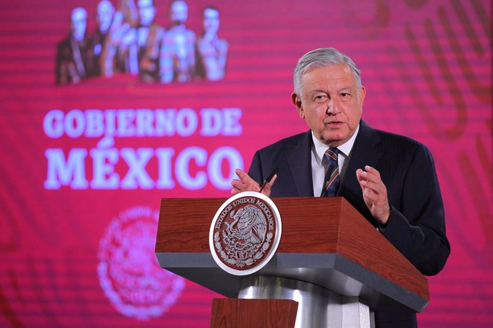Coronavirus.- López Obrador aconseja llevar una dieta sana ya que el coronavirus