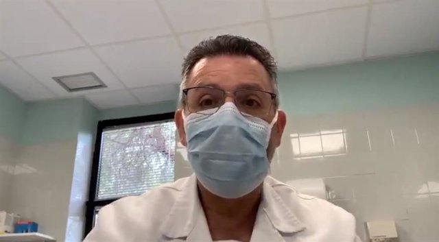 El diputado socialista Manuel Pineda vuelve a la consulta para ayudar en la crisis del coronavirus