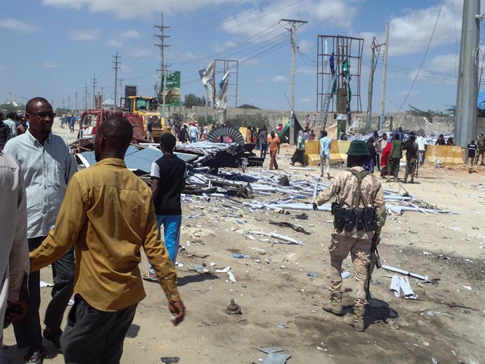 Somalia.- Potente explosión seguida de disparos en Mogadiscio