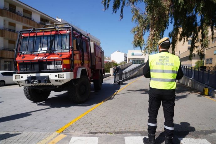 La UME se ha desplegado en Pozoblanco en la lucha contra el Covid-19.