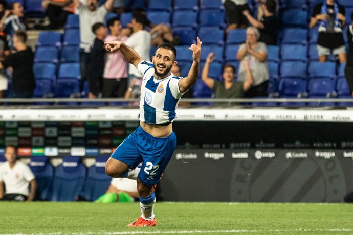 Fútbol.- Vargas, otro de los positivos del Espanyol, ya "está bien"