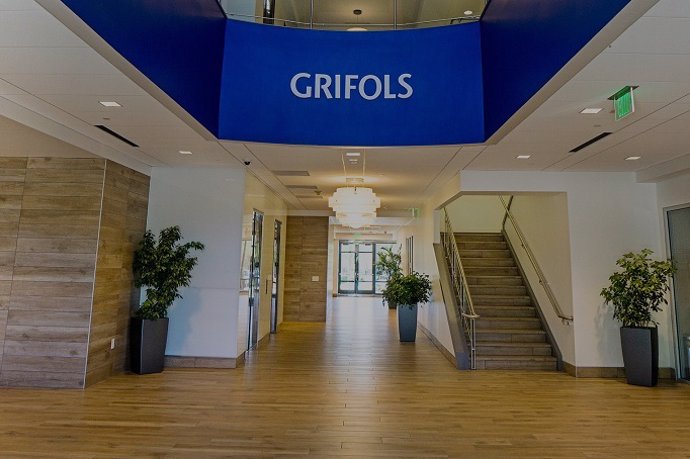 Economía.- Grifols rebota más de un 4% en Bolsa tras colaborar en ensayos clínic
