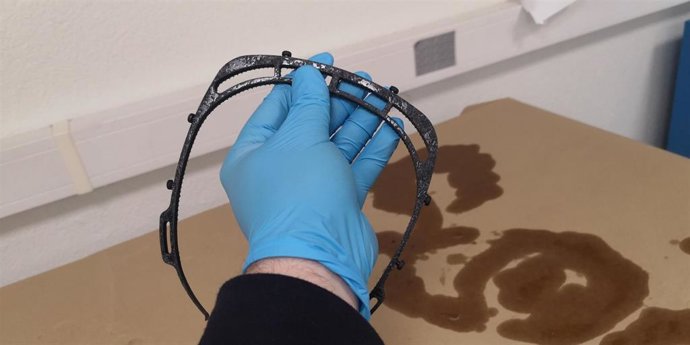 Fabricación de visera.