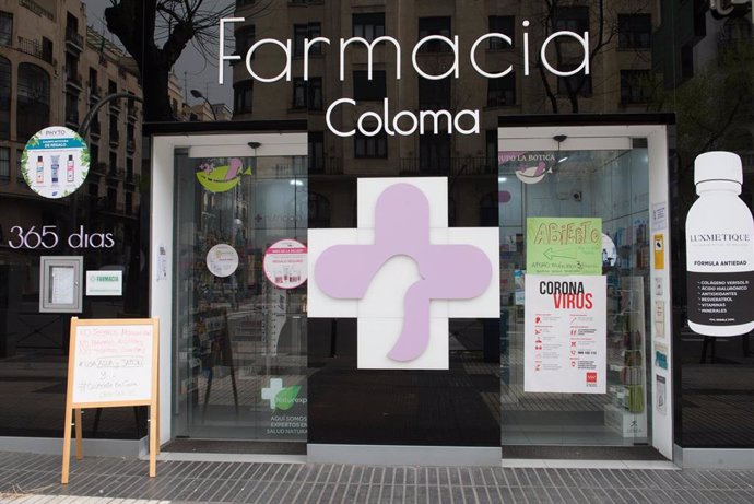 Una farmacia abierta 