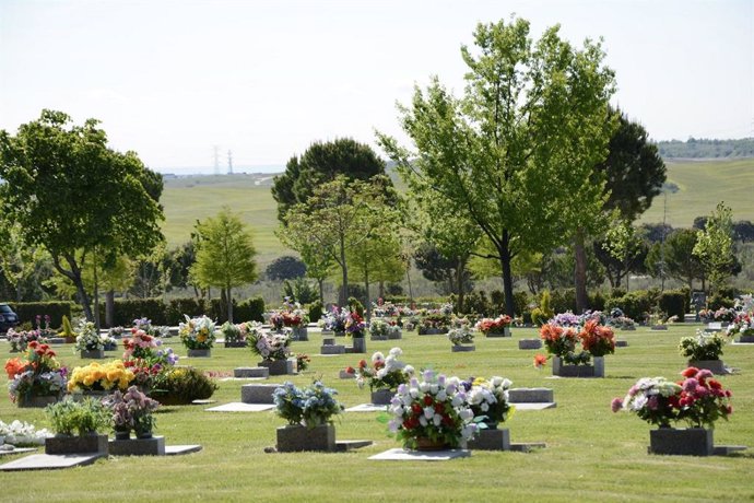 COMUNICADO: El entierro, una opción más rápida y cercana para despedir a los fal