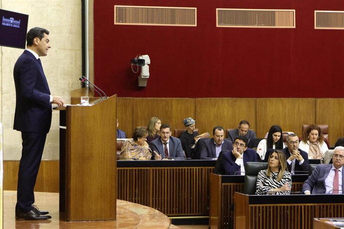 El líder del PP-A, Juanma Moreno, ha iniciado su discurso como candidato a la investidura para ser presidente de la Junta de Andalucía 