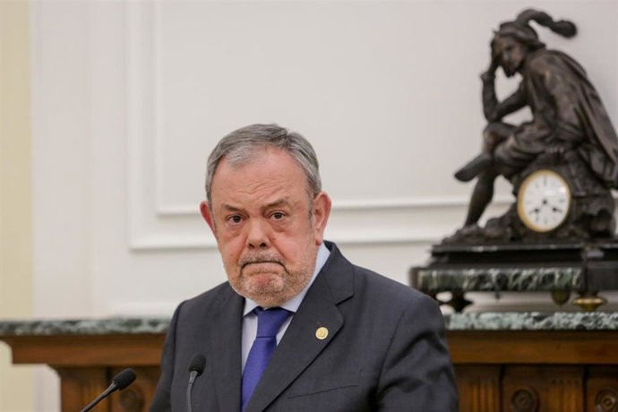 El consejero de Hacienda y Economía del Gobierno de Euskadi, Pedro Azpiazu, ofrece una rueda de prensa tras la reunión de la Comisión Mixta del Concierto Económico entre la Administración del Estado y el País Vasco