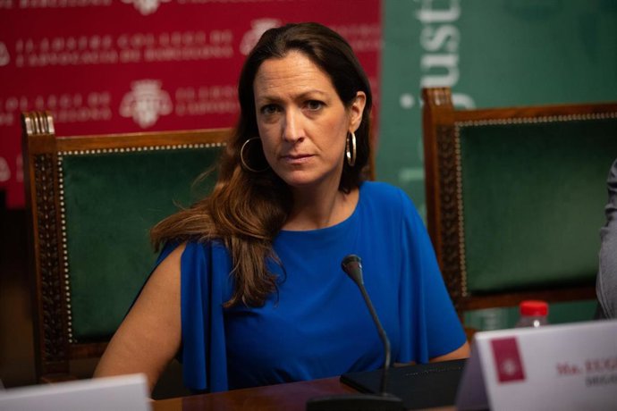 La decana del ICAB (Ilustre Colegio de la Abogacía de Barcelona), María Eugenia Gay,  durante la rueda de prensa sobre los datos del turno de oficio donde se han presentado 15 propuestas para una justicia digna.