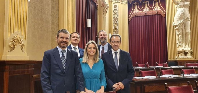 Grupo Ciudadanos en el Parlament.