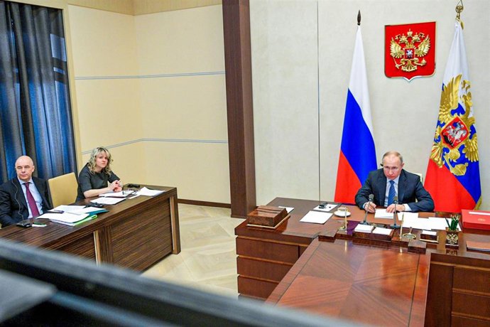 Vladimir Putin participa en la reunión virtual de líderes del G20