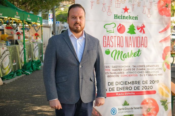 El concejal de Fiestas del Ayuntamiento de Santa Cruz de Tenerife, Andrés Casanova