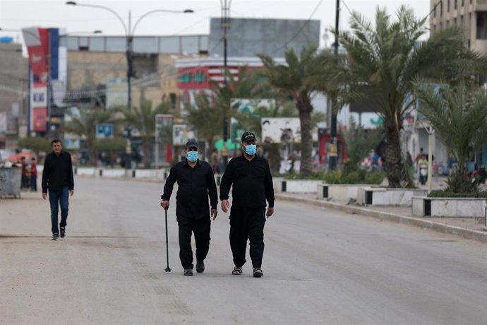 Una calle de la capital de Irak, Bagdad, durante el cierre ordenado por el Gobierno a causa de la pandemia de coronavirus