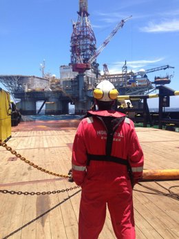 La plataforma Ocean Confidence remolcada