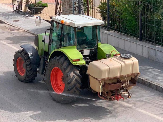 Coronavirus.- Ayuso agradece el trabajo de agricultores que ayudan a suministrar