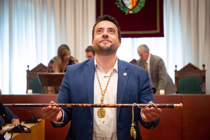 El alcalde de Badalona, lex Pastor, el dia de su investidura, el 21 de junio del 2019