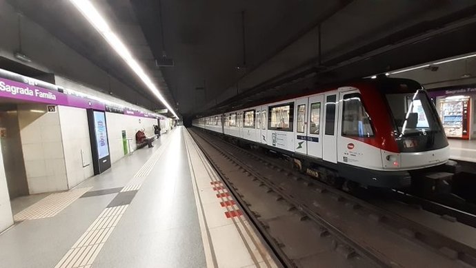 La estación de Sagrada Familia de la L2 del Metro de Barcelona