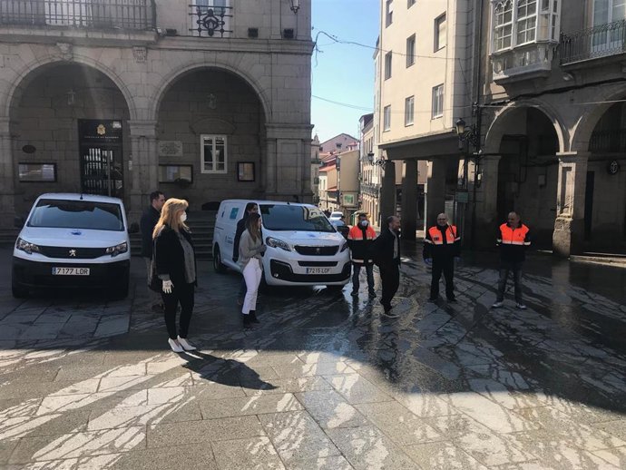 El Ayuntamiento de Ourense recibe dos vehículos para que Protección Civil pueda asistir a la ciudadanía en servicios básicos
