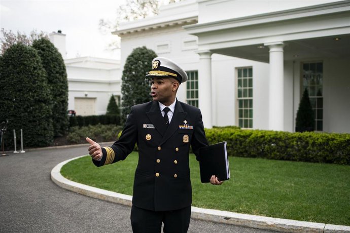El portavoz de Salud Pública y cirujano general de EEUU, Jerome Adams 