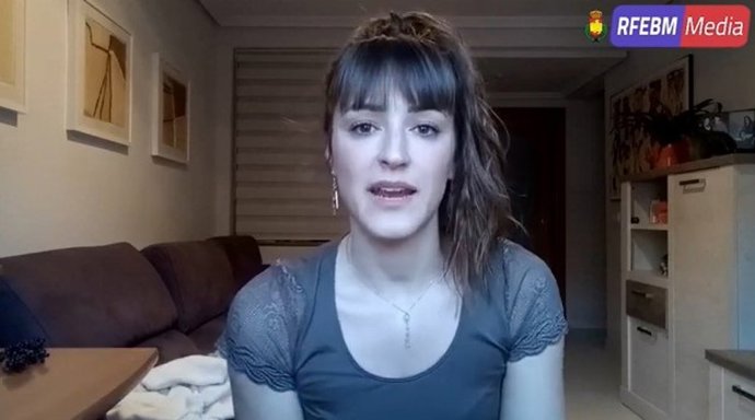 La jugadora del Beti Onak Garazi Larumbe cuenta su experiencia como enfermera y su contagio por coronavirus